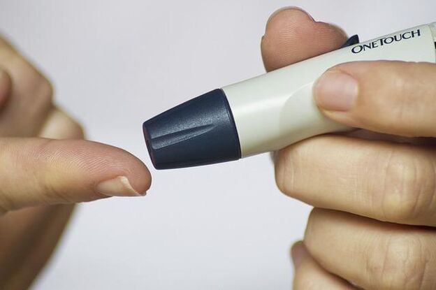 blood sampling to measure diabetes
